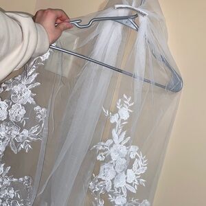 White Bridal Veil